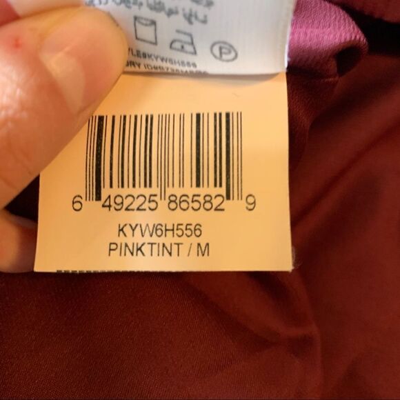 BCBG generation floral long sleeve dress‎ - Picture 8 of 15